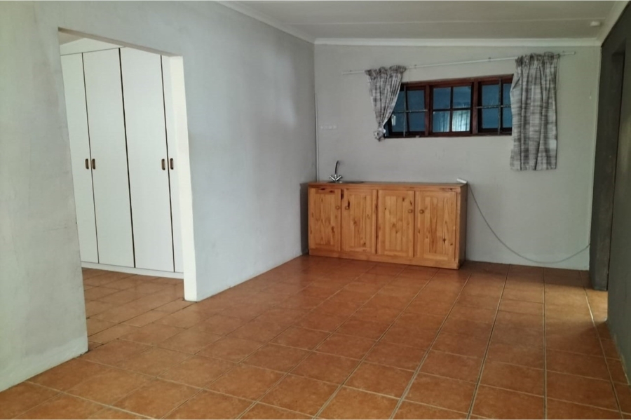 2 Bedroom Property for Sale in C Place Eastern Cape